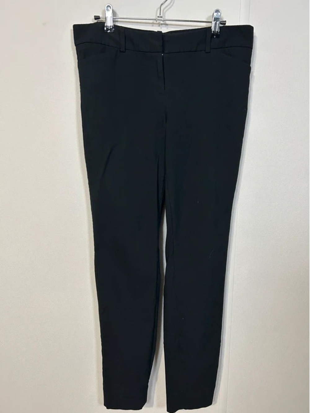 The Limited Ideal Stretch black dress/work pants in women’s size 8 Regular.